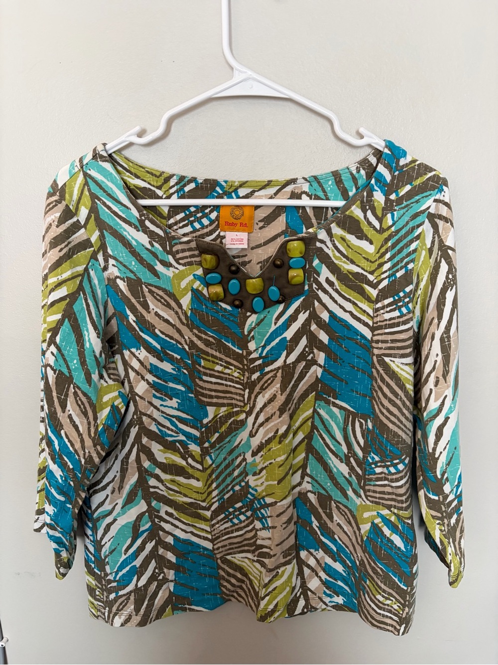 VINTAGE - Ruby Rd. Teal & Olive Leaf-Print Tunic with Beaded Neckline